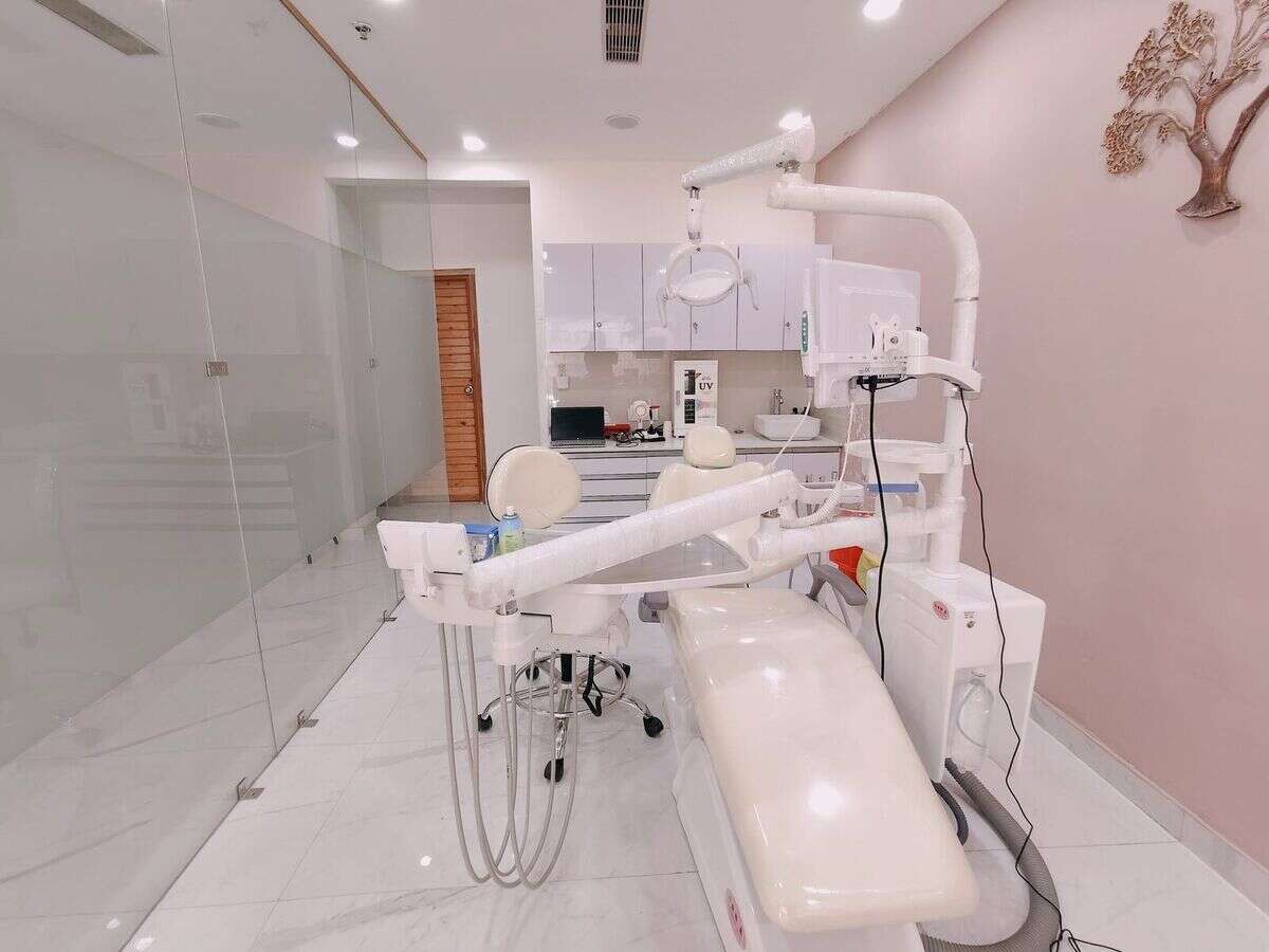 A second treatment room at the Sector 48 clinic